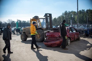 We Buy Junk Cars - Chesterfield Auto - photo 1