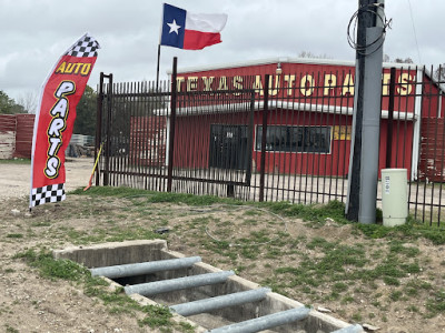 Texas Auto Parts JunkYard in Houston (TX) - photo 1