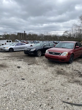 Steve's Auto Recycling and Tires JunkYard in Columbus (OH) - photo 2