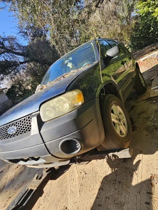 Rabbits Wrecking Yard and Mobile Repair JunkYard in Pensacola (FL) - photo 1