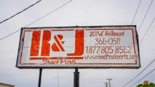 R & J Pickup Truck Parts JunkYard in Odessa (TX) - photo 2