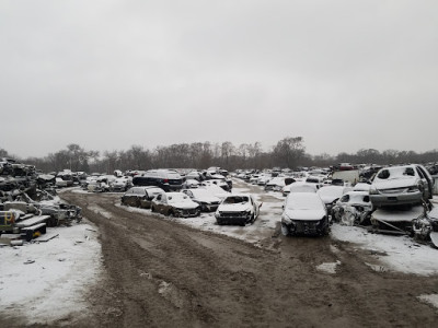 Aikey Auto Salvage Inc JunkYard in Waterloo (IA) - photo 2