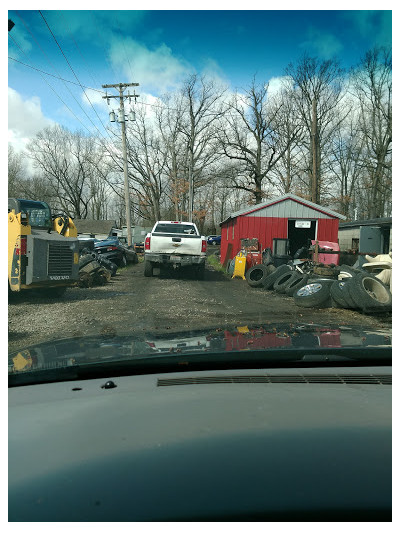 Bill Johnson's Auto Wrecking JunkYard in Columbus (OH) - photo 1