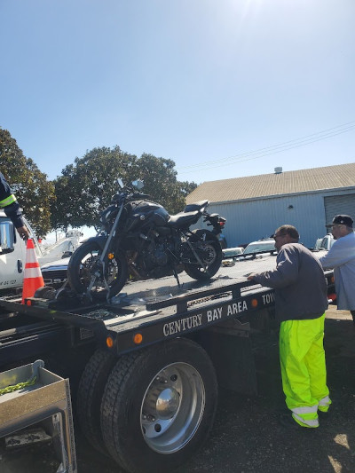 Speed Towing JunkYard in Richmond (CA) - photo 1