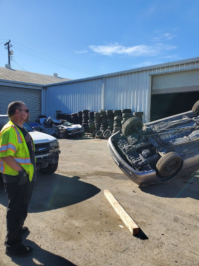 Speed Towing JunkYard in Richmond (CA) - photo 3