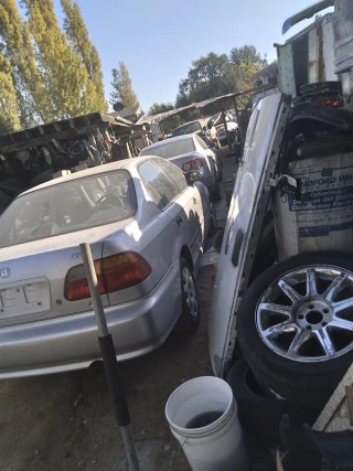 Pinole-Rodeo Auto Wreckers - photo 1