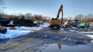 Catasauqua Scrap Yard JunkYard in Allentown (PA) - photo 2