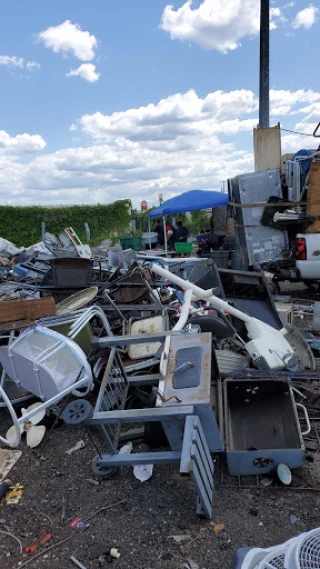 Greendog Recycling Inc JunkYard in Philadelphia (PA) - photo 2