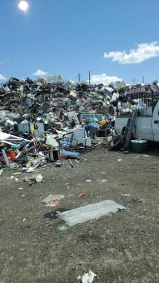 Greendog Recycling Inc JunkYard in Philadelphia (PA) - photo 3