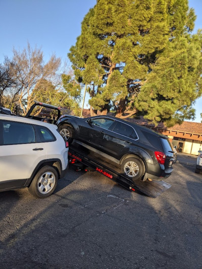 Santa Maria Towing JunkYard in Santa Maria (CA) - photo 2