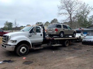 Joe Buy Cars 4 Cash JunkYard in Pensacola (FL) - photo 3