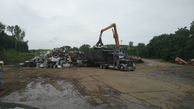 Advantage Metals Recycling JunkYard in Kansas City (MO) - photo 1