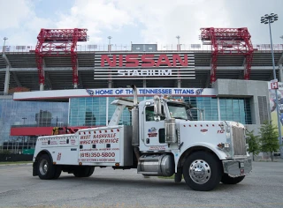 West Nashville Wrecker Service - photo 1