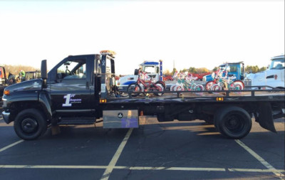 1st Response Towing and Recovery JunkYard in South Bend (IN) - photo 1