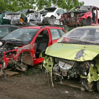 Junk Cars LLC JunkYard in West Palm Beach (FL) - photo 3