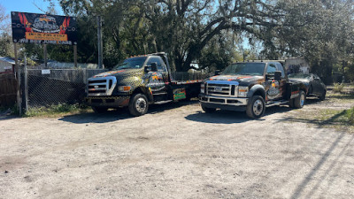 Bergs Towing & Auto Service JunkYard in Tampa (FL) - photo 1