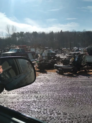 Barker's Auto JunkYard in Columbus (OH) - photo 2