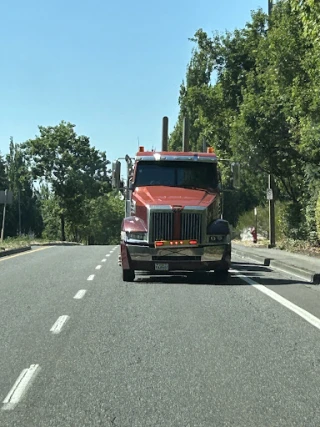 Gerlock Towing & Heavy Haul - Heavy Duty & Semi Tractor Trailer Towing JunkYard in Portland (OR) - photo 3