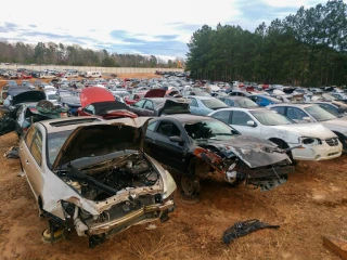 Auto Parts U Pull & Scrap Metal of Lincolnton JunkYard in Charlotte (NC) - photo 2