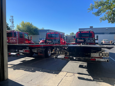 Sam's Towing & Transport Inc JunkYard in Sacramento (CA) - photo 1