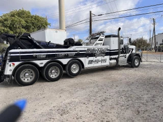 Eagle Round Rock Towing & Wrecker Service - photo 1