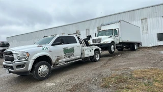 Unlimited Towing - photo 2