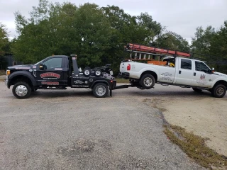Precision Towing & Recovery - photo 2