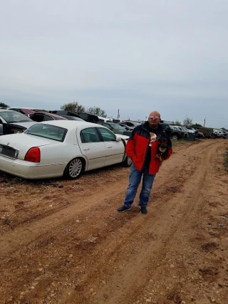 Progresso Auto Parts Inc JunkYard in Laredo (TX) - photo 3