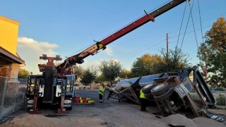 Professional Towing & Recovery - photo 1