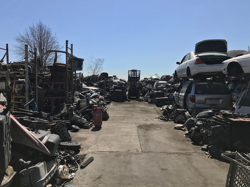 Super Auto Wrecking JunkYard in Duarte (CA)