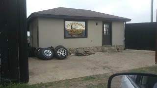 Elizondo Auto Parts JunkYard in Laredo (TX) - photo 2