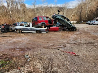 Ramey's Auto Salvage JunkYard in Huntington (WV) - photo 1