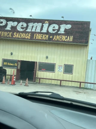 Premier Auto & Truck Salvage JunkYard in Houston (TX) - photo 1