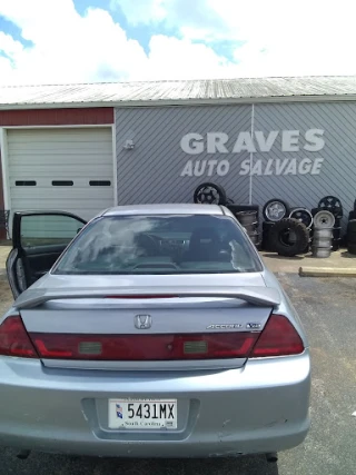 Graves Auto Salvage JunkYard in Aiken (SC) - photo 2