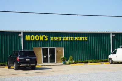Moon's Used Auto Parts JunkYard in Avondale (LA) - photo 1