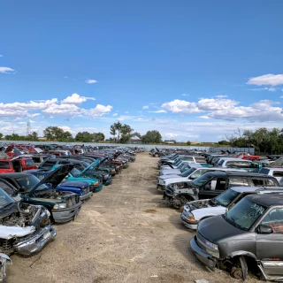 Toms Auto Salvage JunkYard in Pueblo (CO) - photo 2