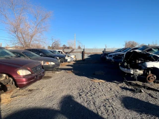 Toms Auto Salvage JunkYard in Pueblo (CO) - photo 4
