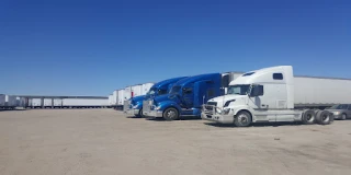 TRUCK AND TRAILER PARKING