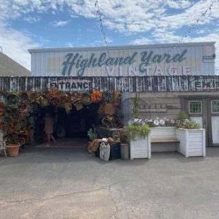 Highland Yard Vintage