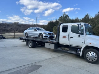 Hall'N Towing and Recovery