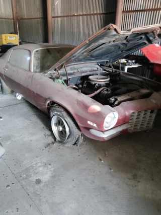 Rentie Brothers Auto Salvage