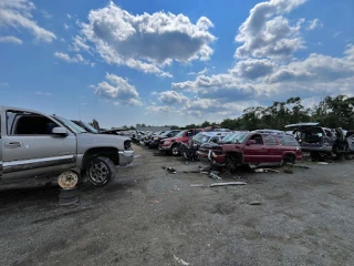 Crazy Ray's Auto Parts