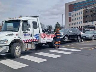 Henry's Towing Service LLC