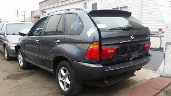 Mendez Auto Sales & Used Auto Parts - photo 2