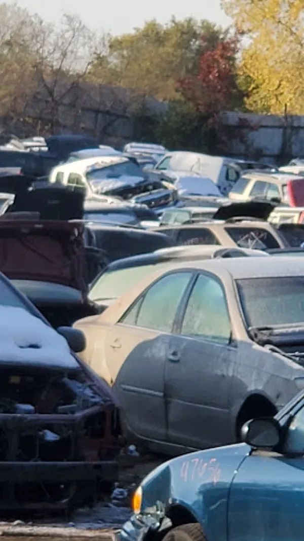 Highway 101 Auto Salvage Inc - photo 2