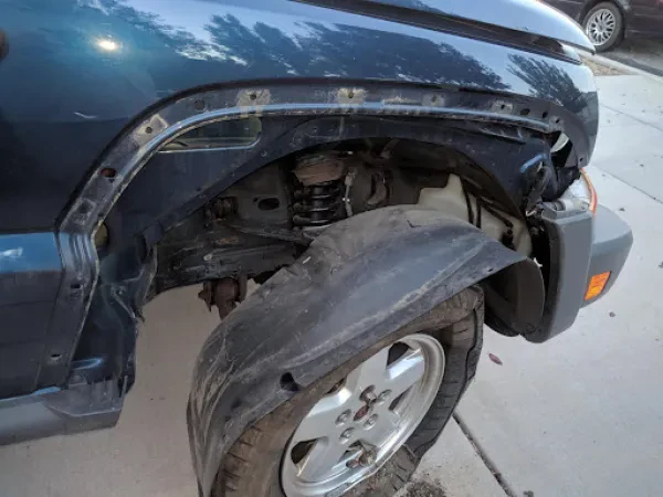 Sparks Auto Wrecking - photo 4
