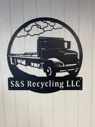 S & S Recycling LLC JunkYard in Everett (WA) - photo 1
