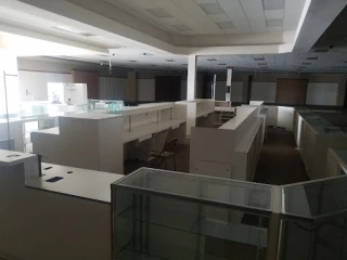 Robert's salvage center