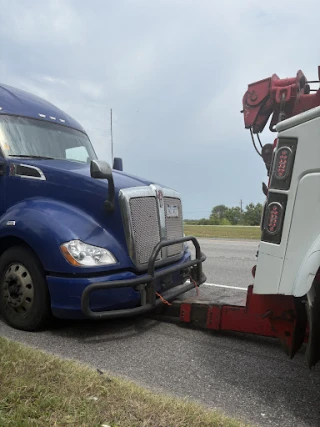 Bayou Wrecker & Towing