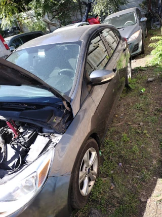 Cessa's Auto Parts 4 Less